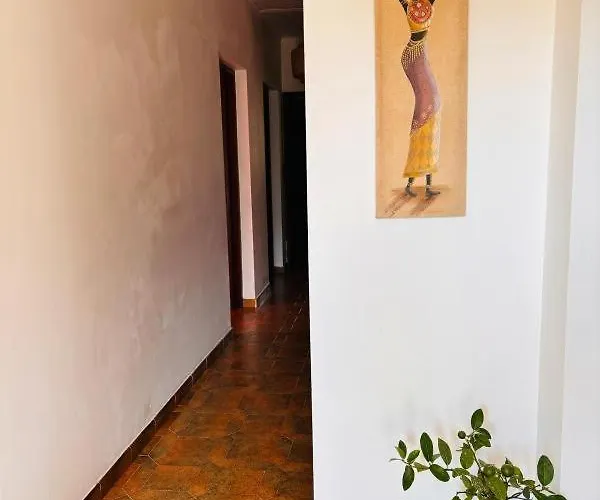 Au Village 住宿加早餐酒店