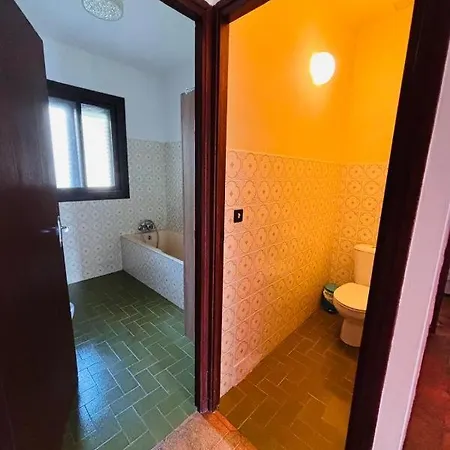 Au Village לינה וארוחת בוקר Serriera (Corsica)