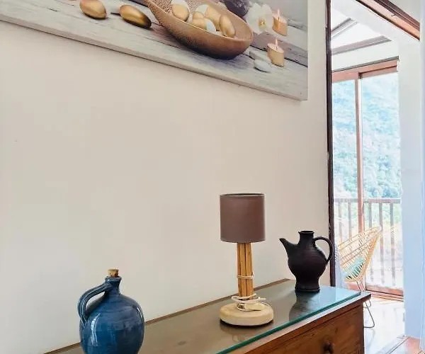 Au Village * Serriera (Corsica)