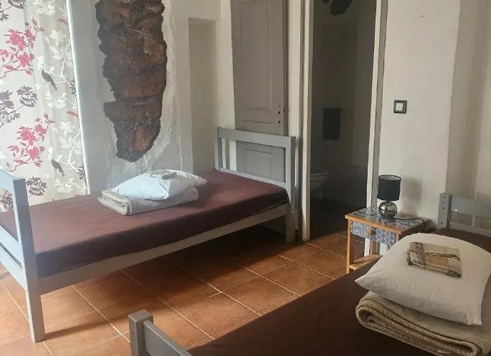 Au Village Bed & Breakfast Serriera (Corsica)