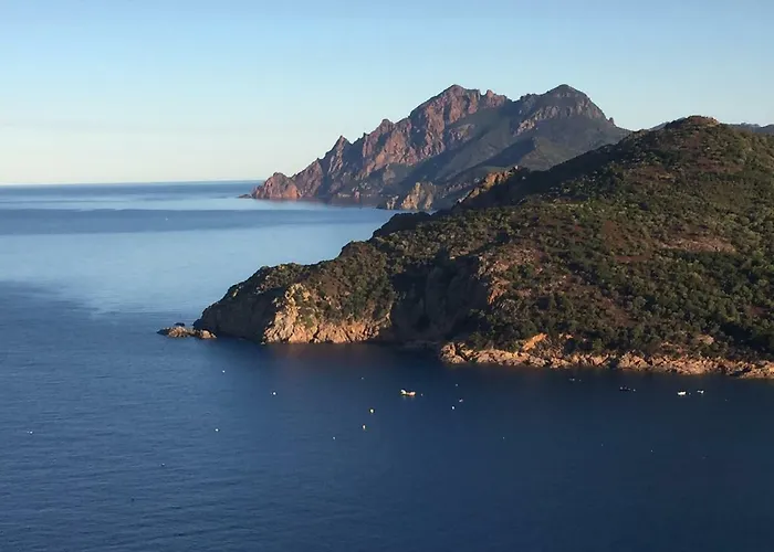 Au Village * Serriera (Corsica)